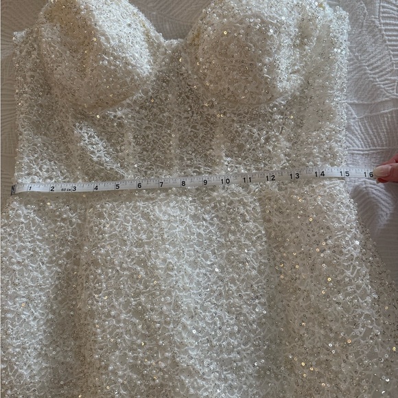 NADINE MERABI White Sleeveless Sweetheart Mini Dress - Picture 13 of 16